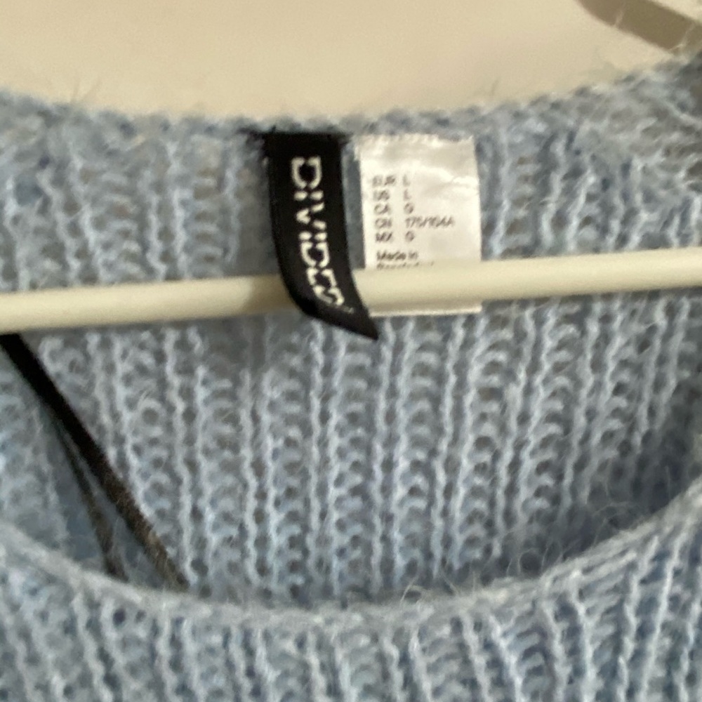Divided Cropped Blue Sweater - Picture 3 of 3